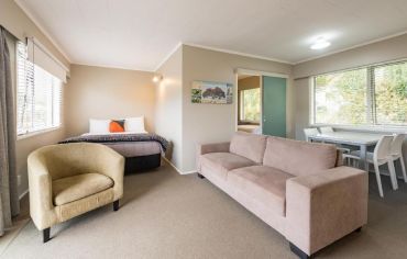 Superior 2-Bedroom